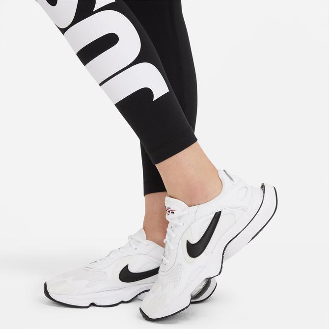  Nike Sportswear Essential Kadın Siyah High-Rise Tayt