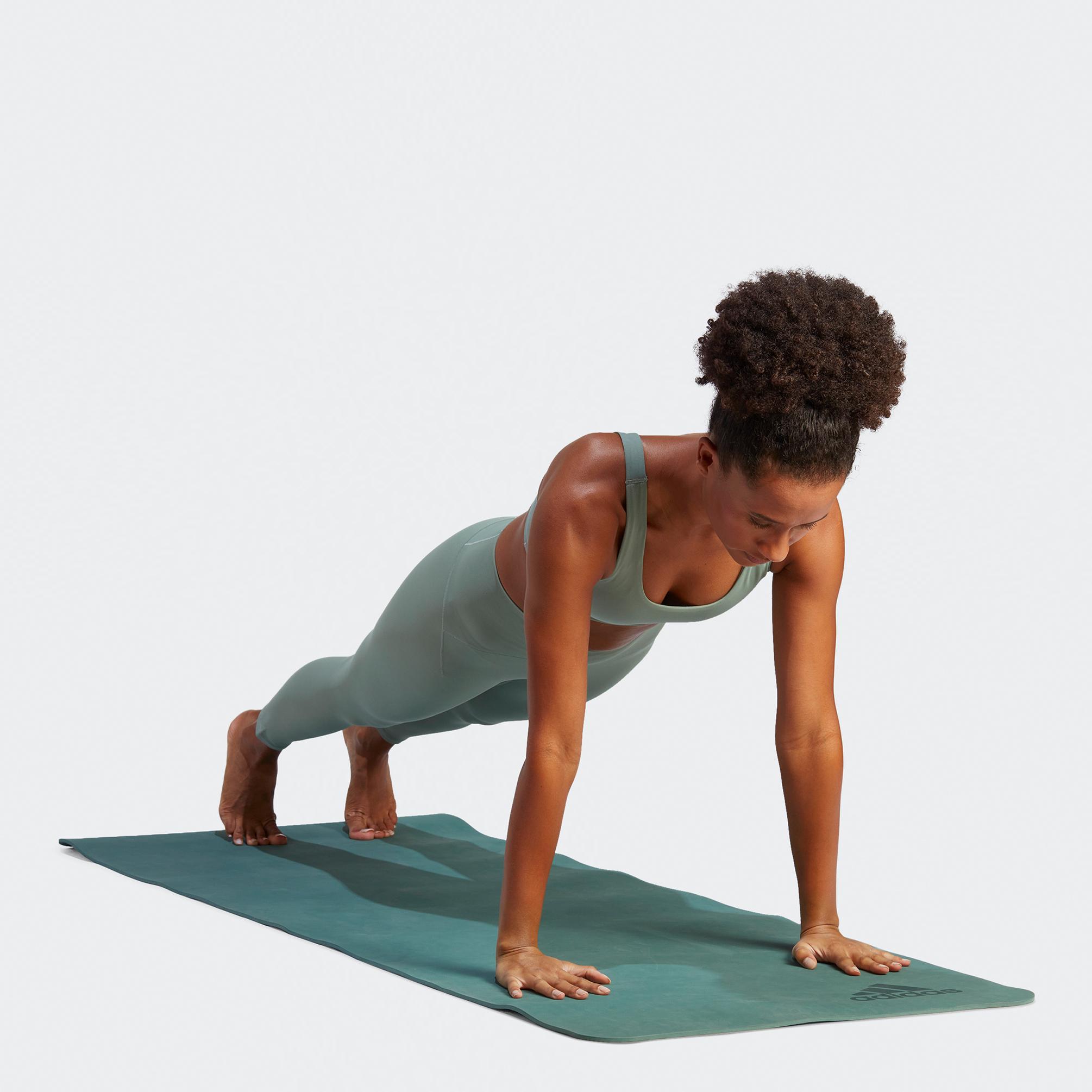  adidas Yoga Studio Luxe Light-Support 7/8 Kadın Yeşil Tayt