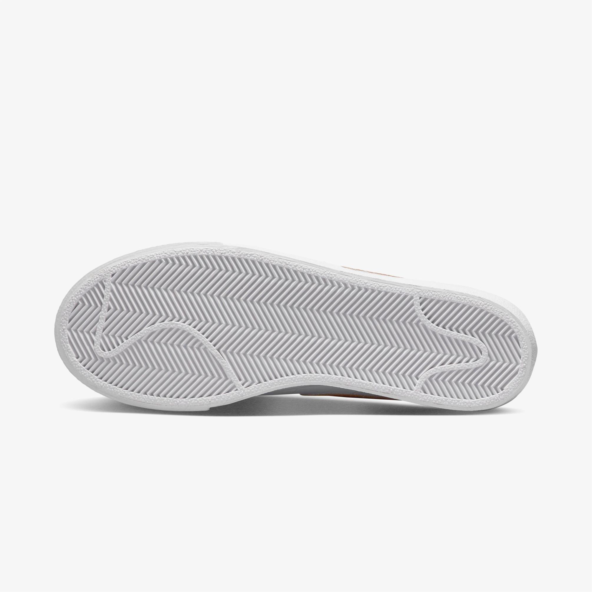  Nike Blazer Low Platform Essential Kadın Beyaz Spor Ayakkabı